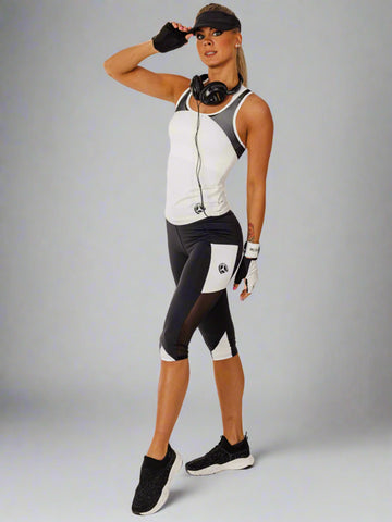 JOSIE-01/43 black-royal blue, knee-length trousers with side pockets