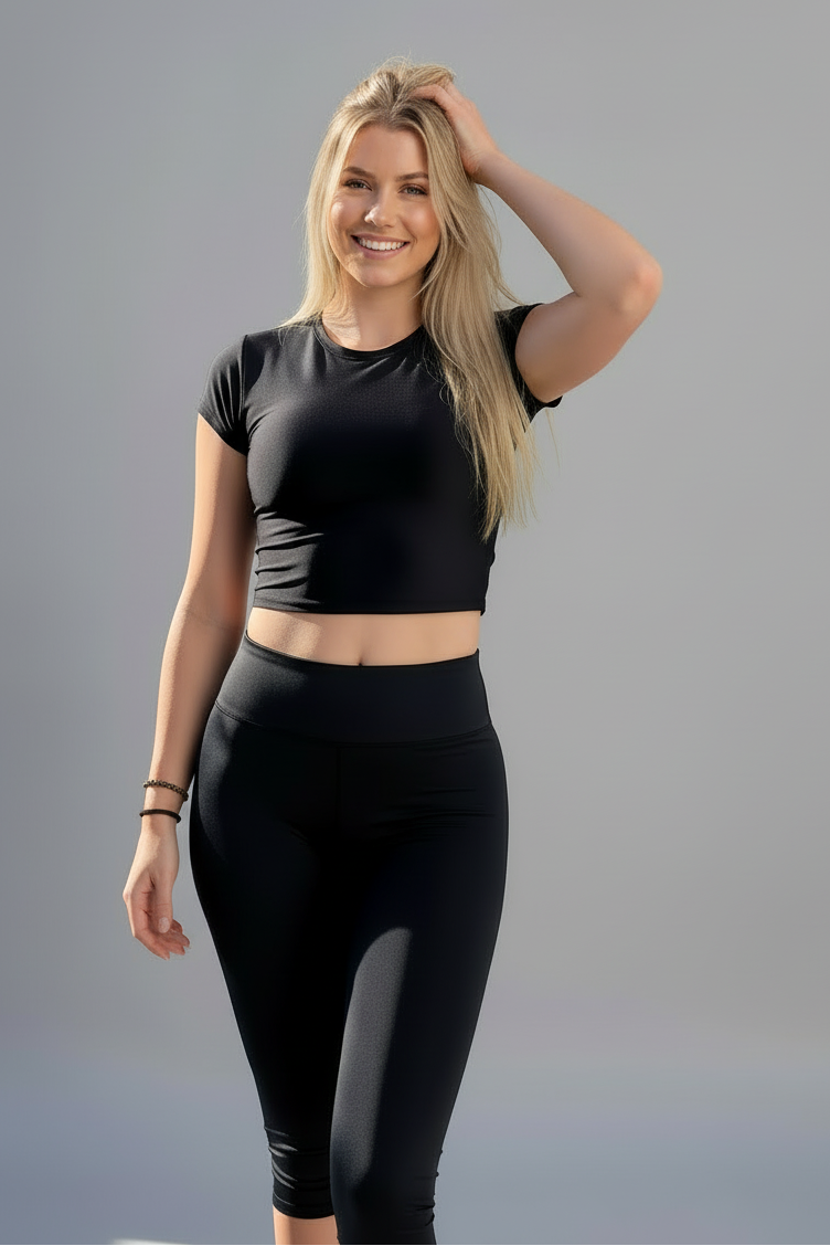 BARKA-01 black shiny crop top