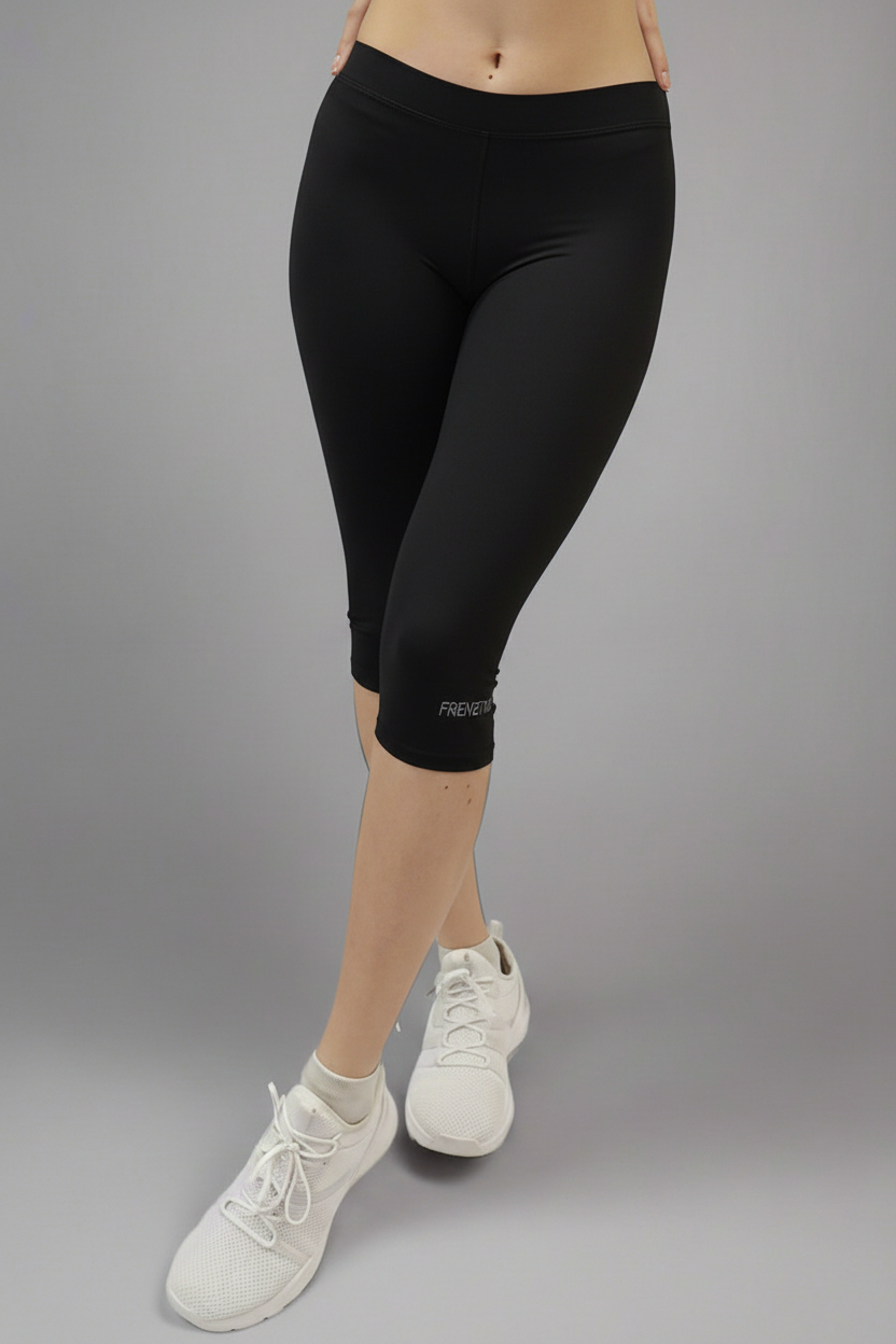 DARB-01 Black knee-length trousers